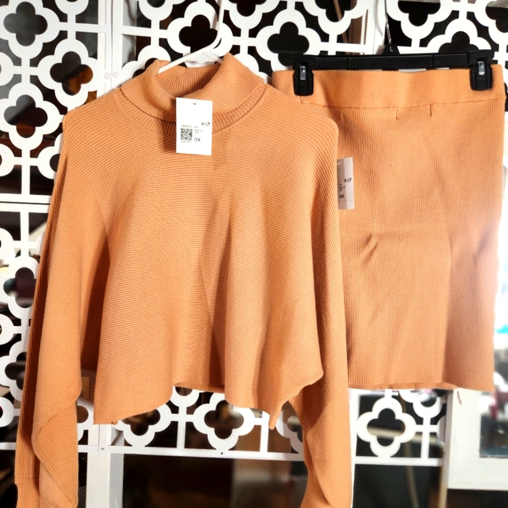 Ladies two piece skirt set
